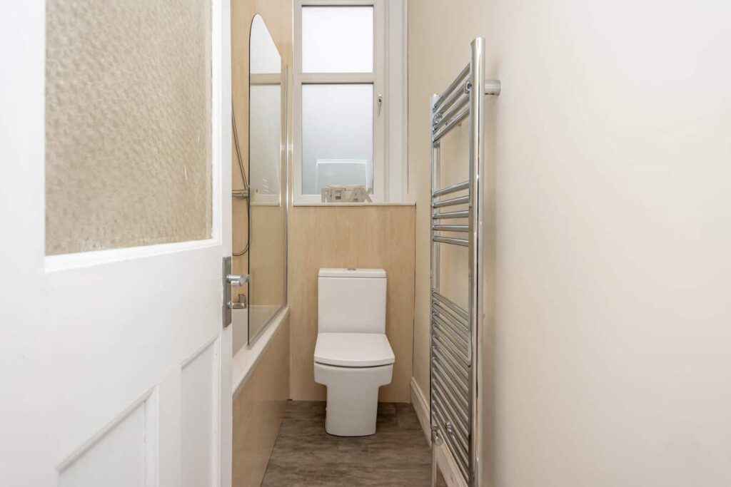 0c7599ba 3684 461c b3f8 0f13a50900de