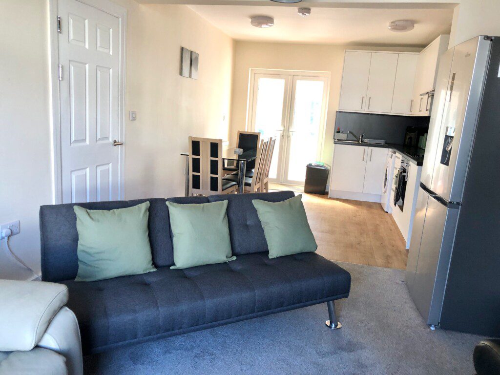 2b4b0b0f 146a 4a12 aa36 e2a2f01f16fe