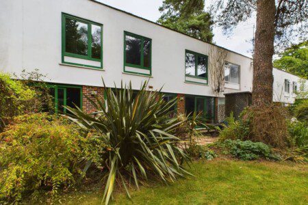 5af3faaf c879 4452 85de 94dbe202b32f