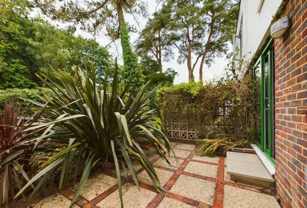 9478c130 0885 466c 8dc1 002cf4ca4d2e