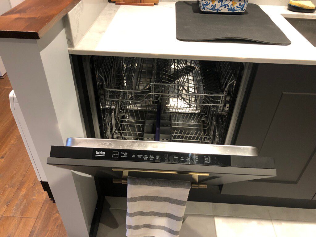 bb52bb6b 8978 44c4 aafd a524aa49a418