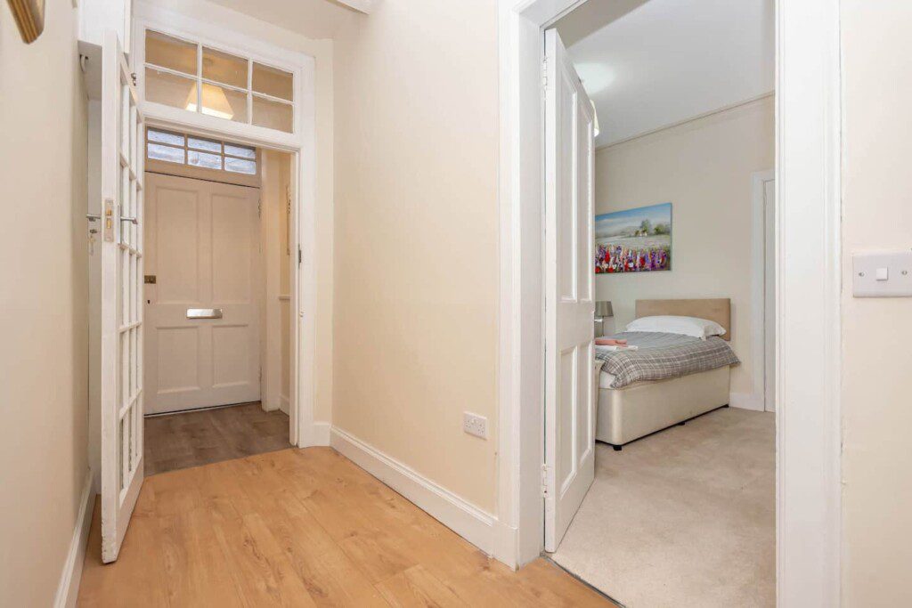 bfd83a7b 8f9e 4017 bcff c78053cec214