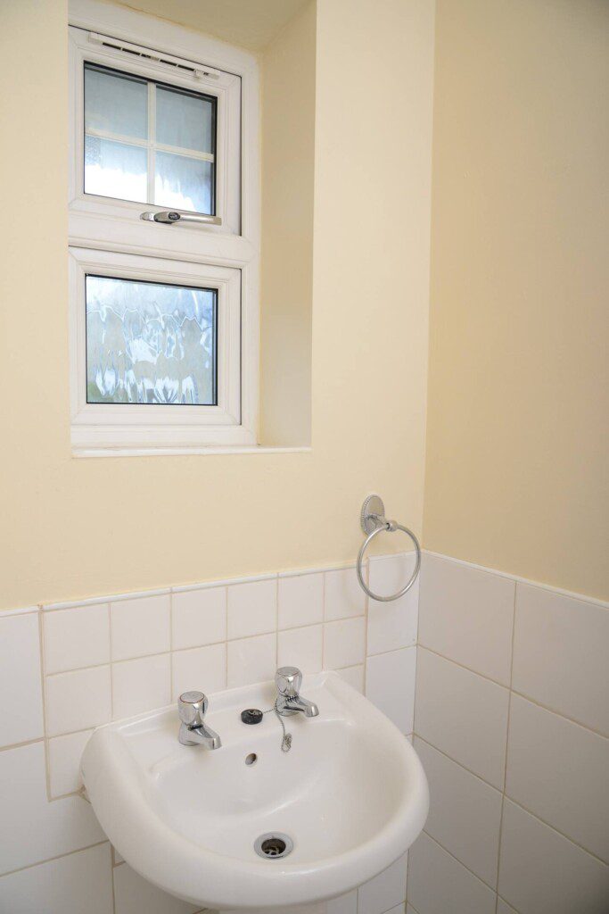 c569a8e1 e6e1 420b b6cd 7825ad29f67d