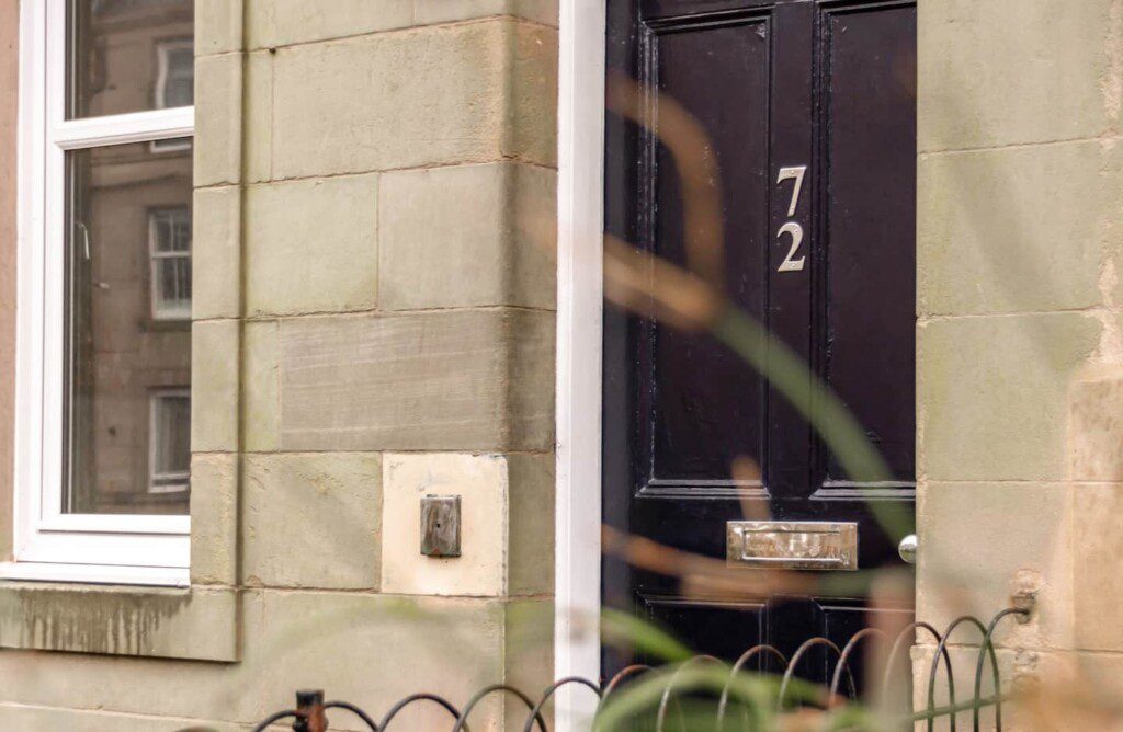 d9510db8 f243 49fc bfc3 c3a96c6a6755