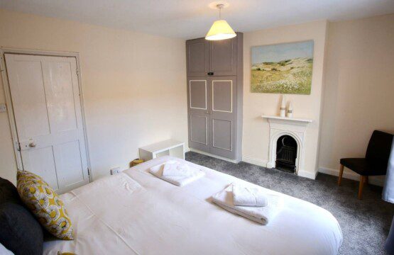 ebc53046 99d7 43c5 b42d f3858ff83317