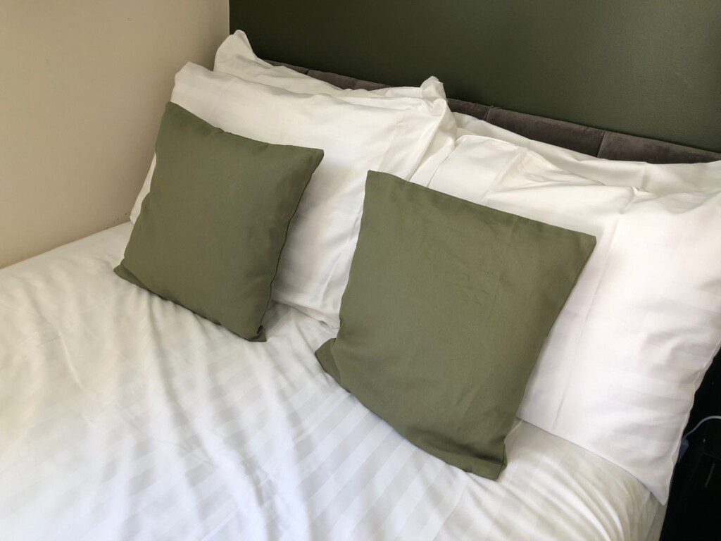 eeac4f78 202b 451e a095 c09e975b78a7