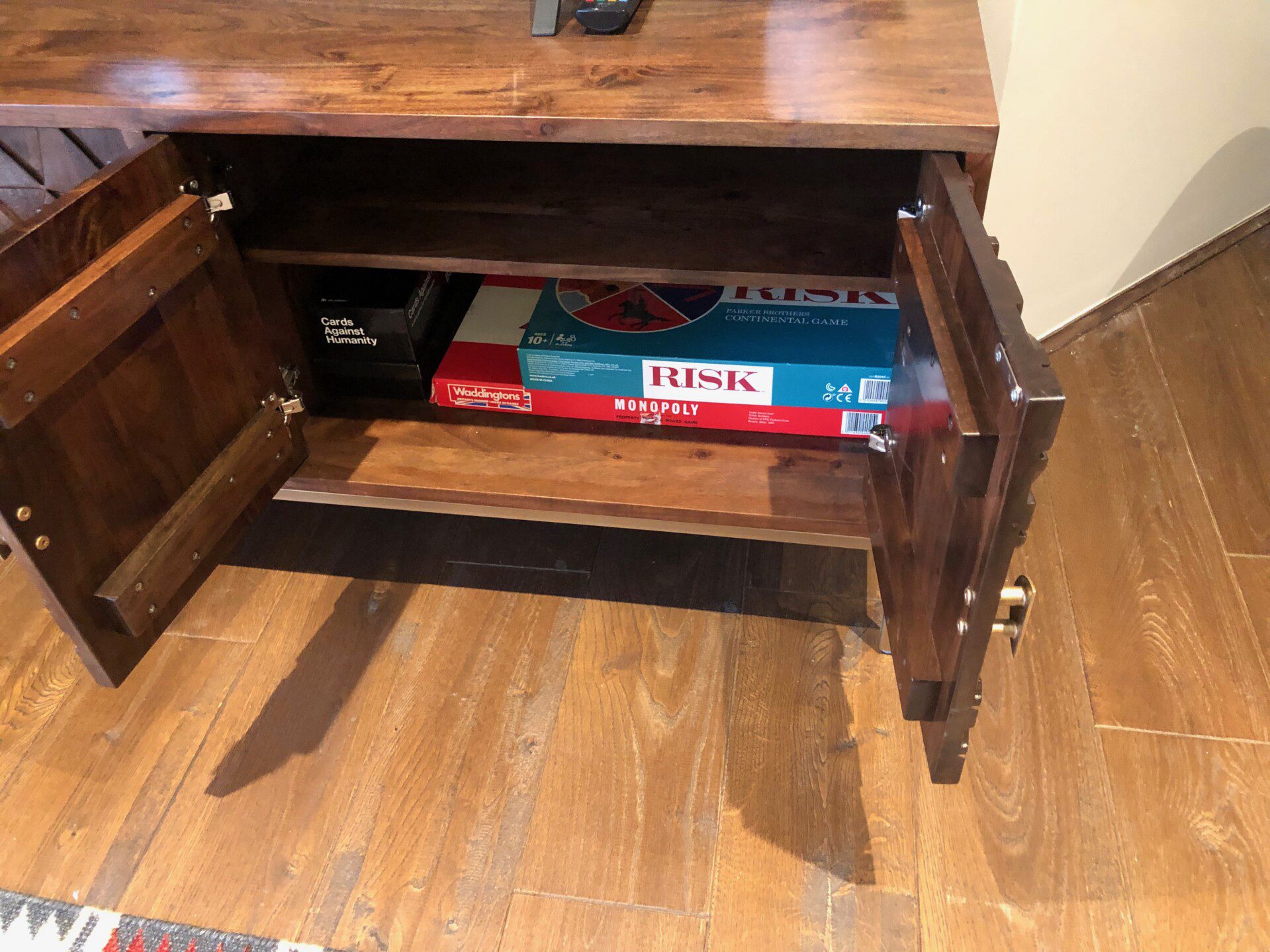 f6e1f716 700f 480a ae24 0a8c724942a6