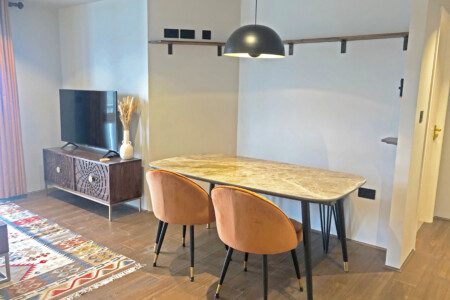 fbc2593c c3c8 45ef afa8 b40644e0e084