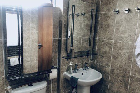 fe736fa2 a6c2 462d 8e06 15634cf886fe